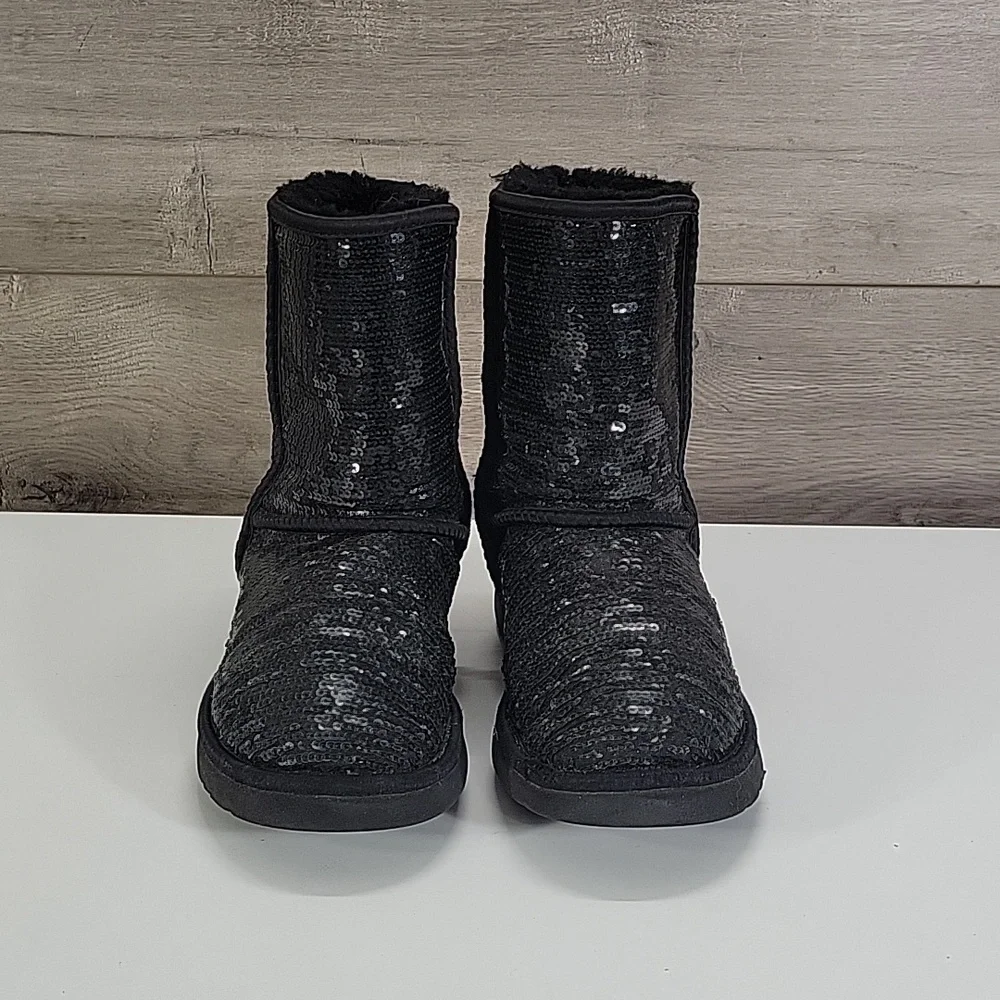UGG Black Sequin Winter Boots Sz 7